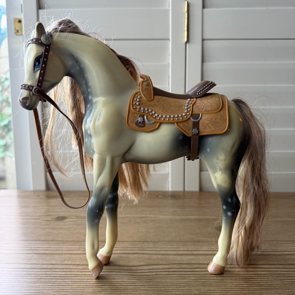 Bratz Wild West Horse MGA Entertainment Doll Pet Accessory Toy With Saddle